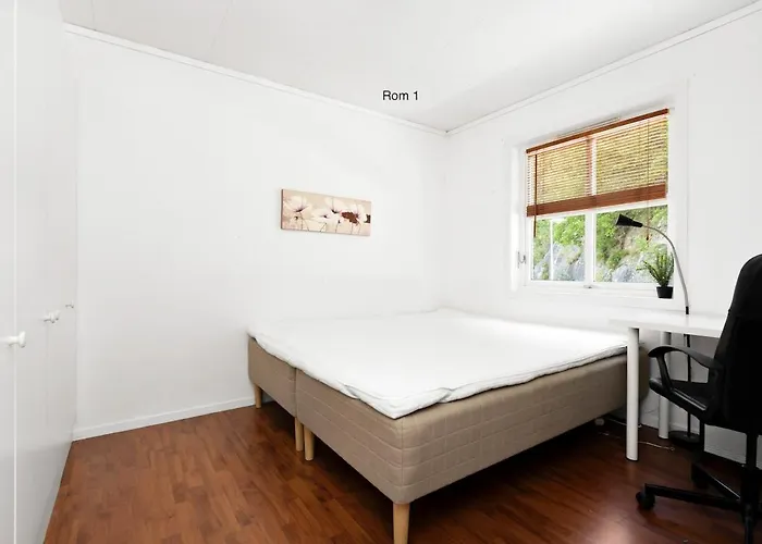 Apartment Great Spacious With 6 Large Rooms, Parking *